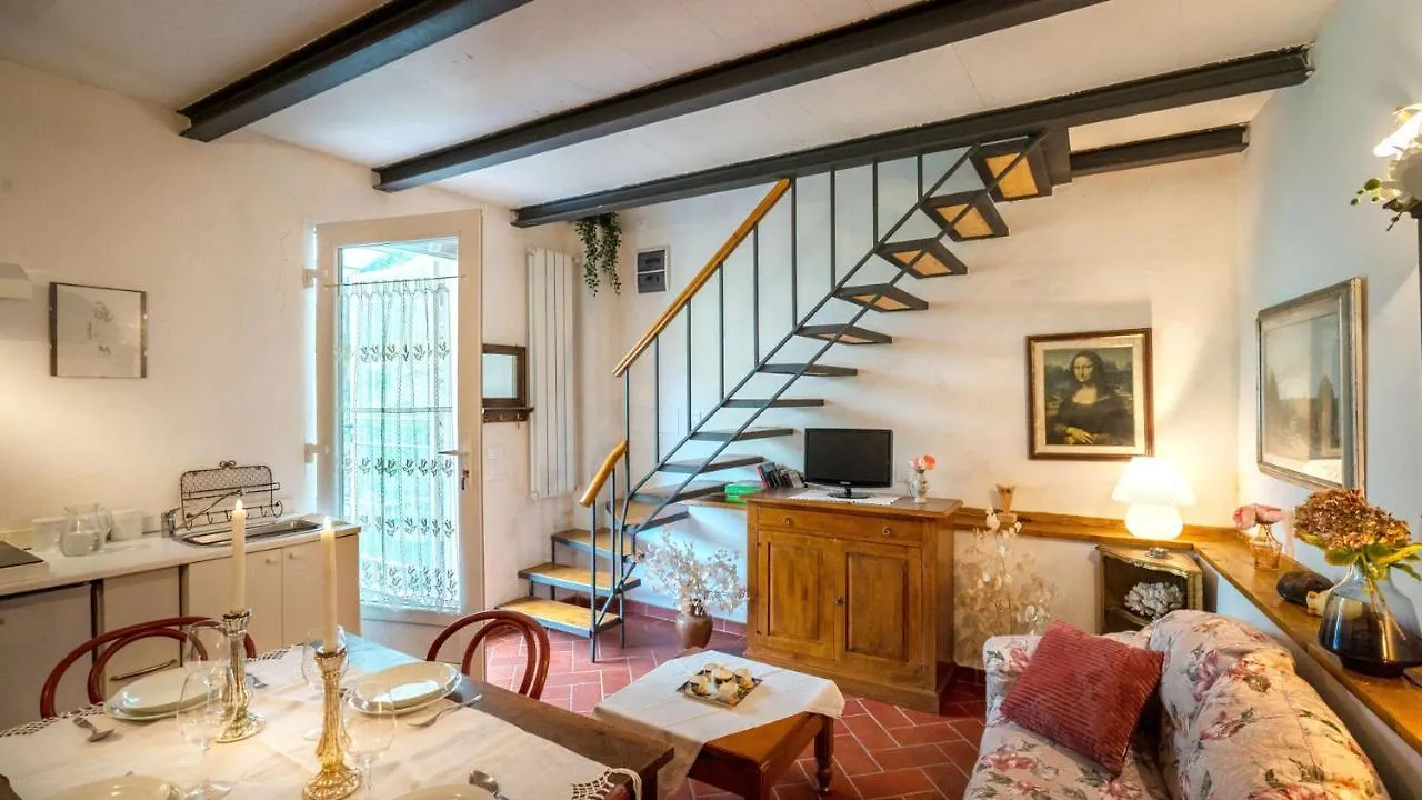 Holiday home Gabriella'S Romantic Cottage Pistoia