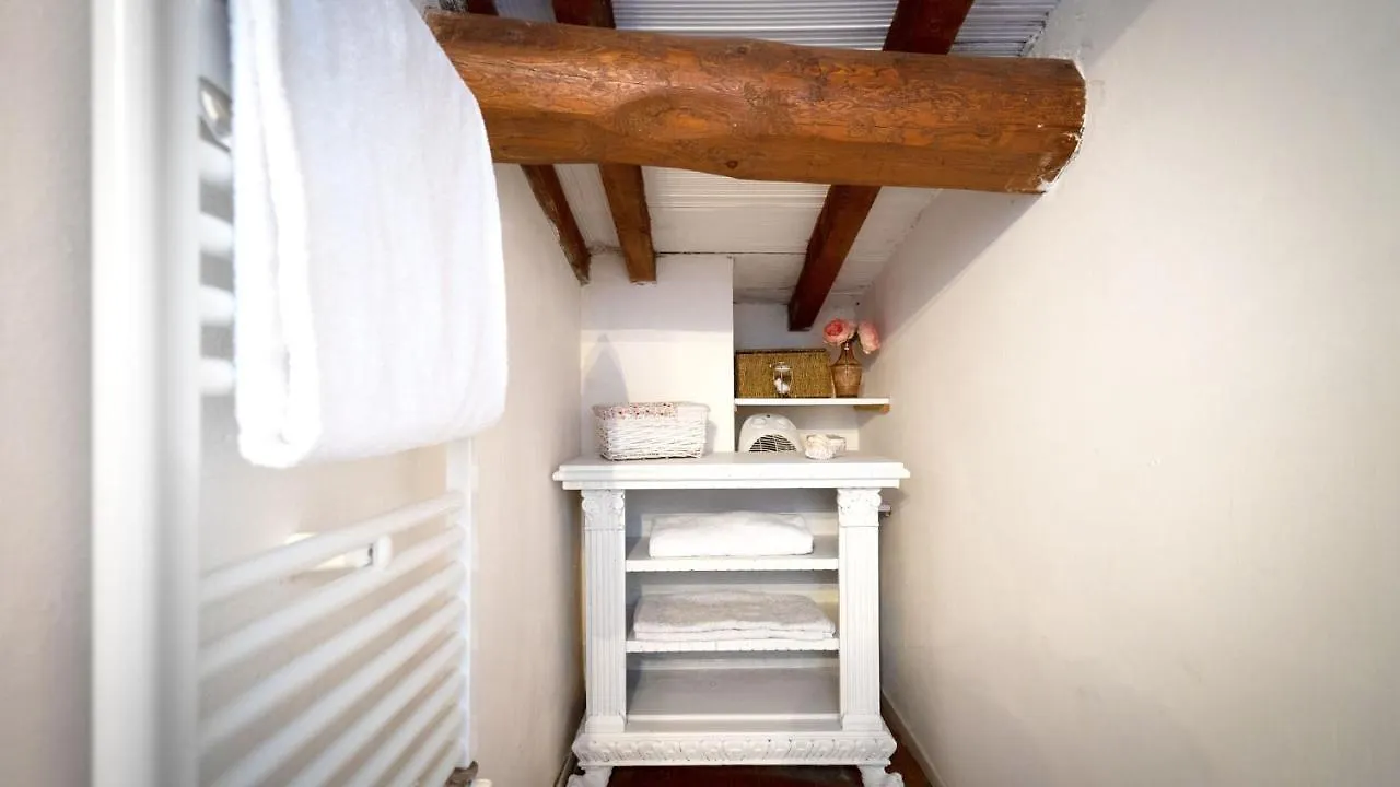 Gabriella'S Romantic Cottage Pistoia Italy